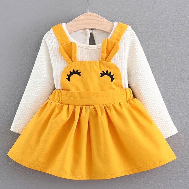 Lace flower girl dress